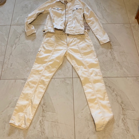 True Religion Jean Set - Picture 4 of 4